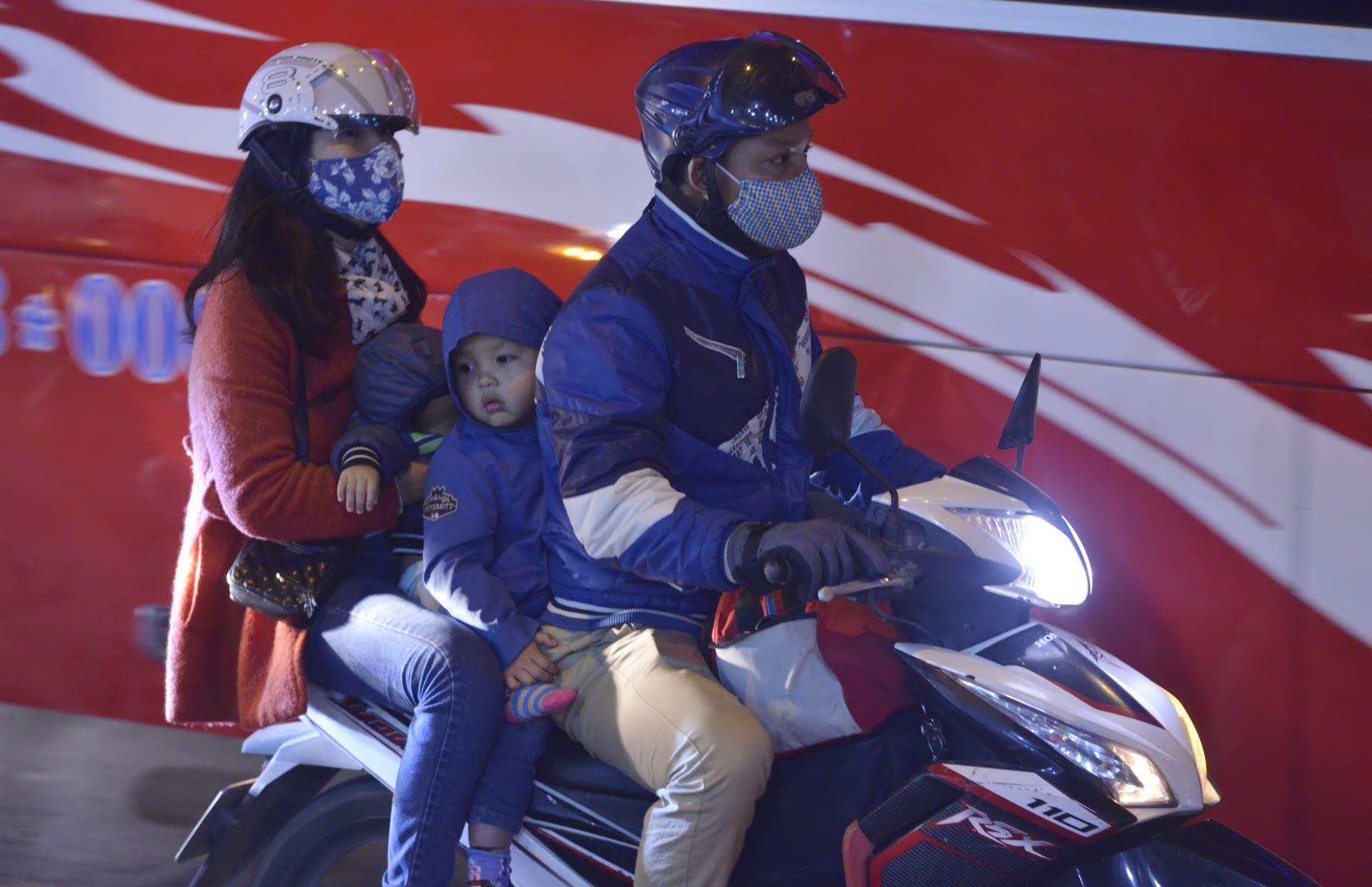 un tac keo dai tai cua ngo phia Nam Ha Noi anh 15