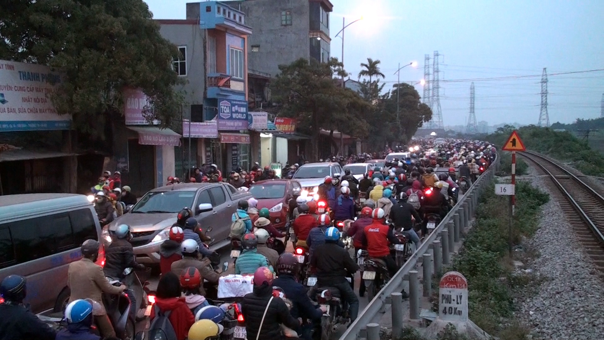 un tac keo dai tai cua ngo phia Nam Ha Noi anh 8