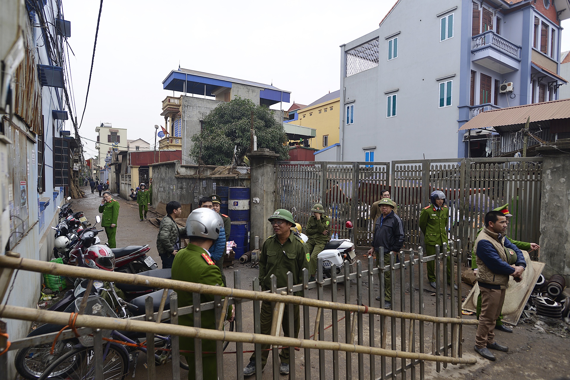 hien truong vu no Bac Ninh anh 9