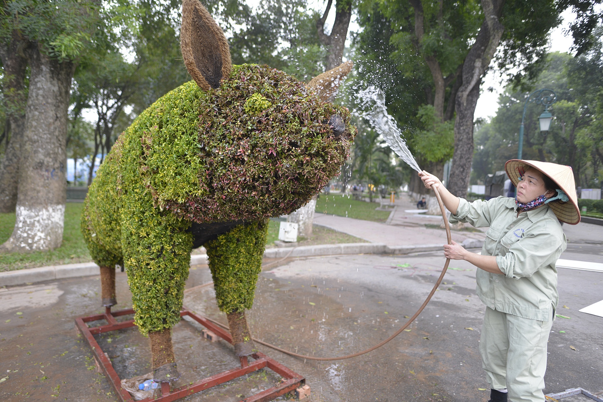 12 con giap xuat hien tai cong vien Thong Nhat anh 2