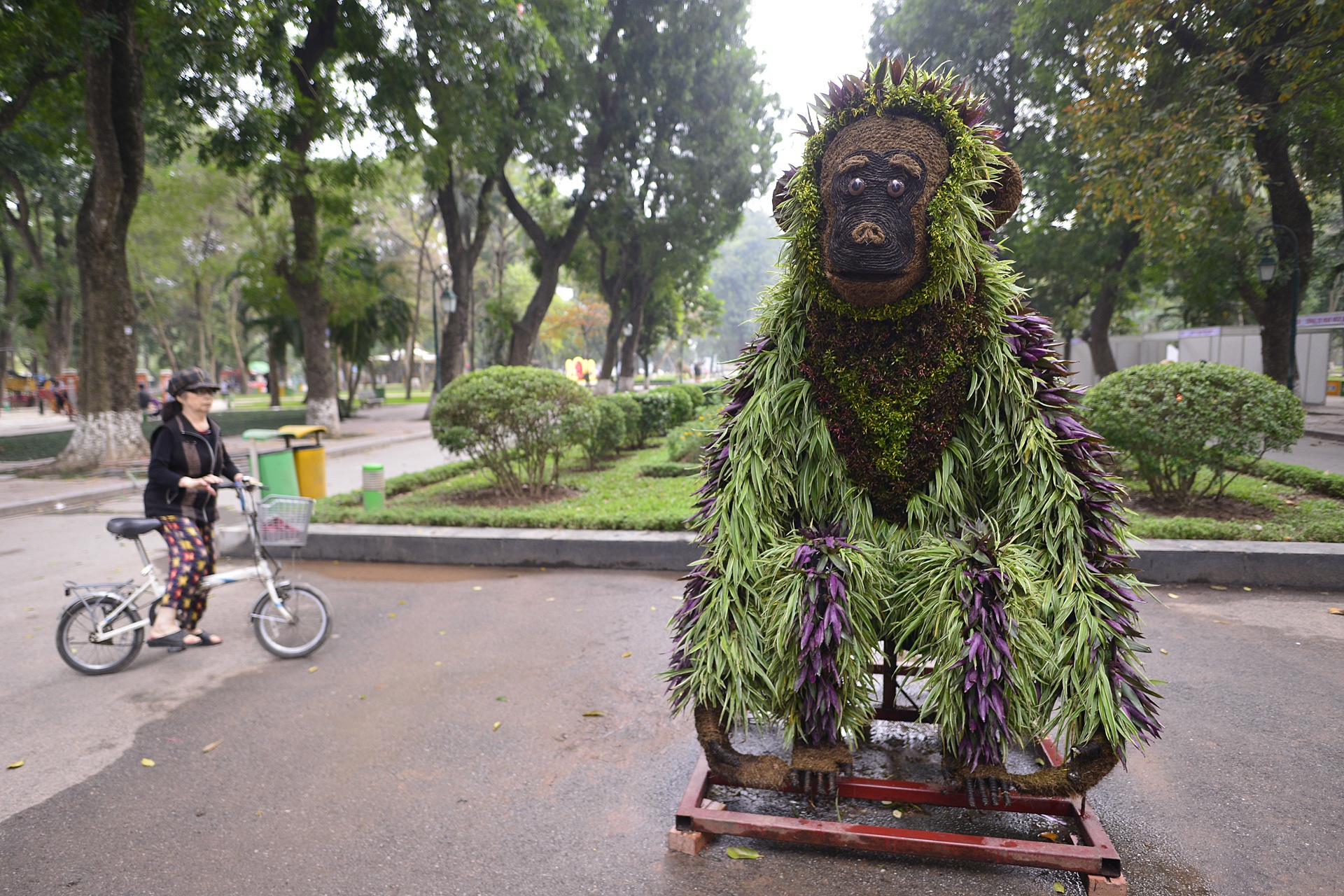 12 con giap xuat hien tai cong vien Thong Nhat anh 7