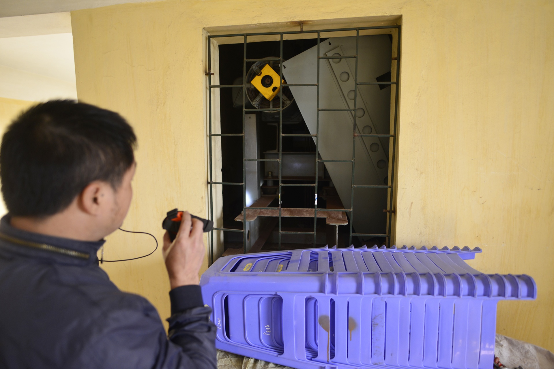 di bo tren mai nha vi thang may hong anh 12