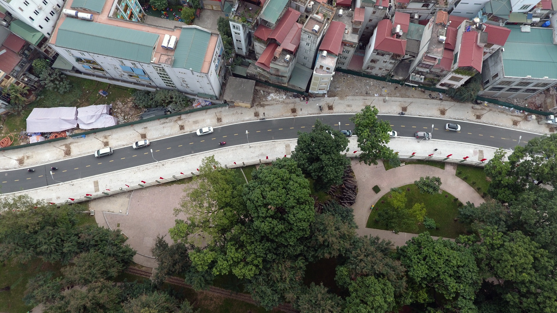 con duong hoan thanh sau 17 nam tai Ha Noi anh 8