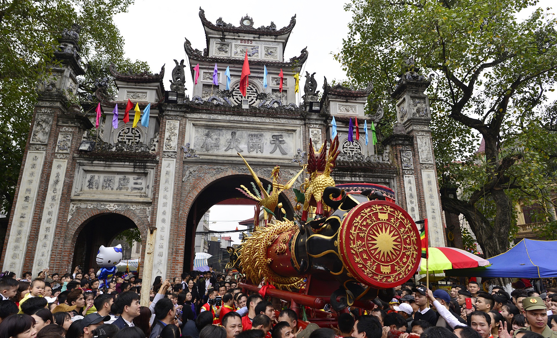 Ruoc phao o lang Dong Ky anh 11