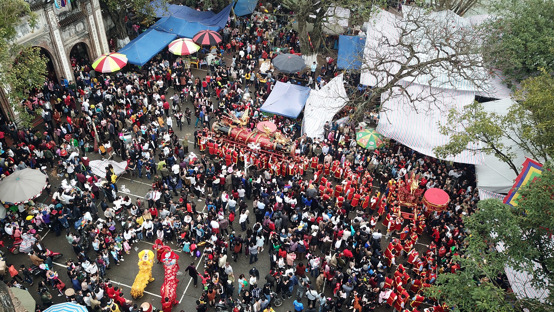 Ruoc phao o lang Dong Ky anh 12