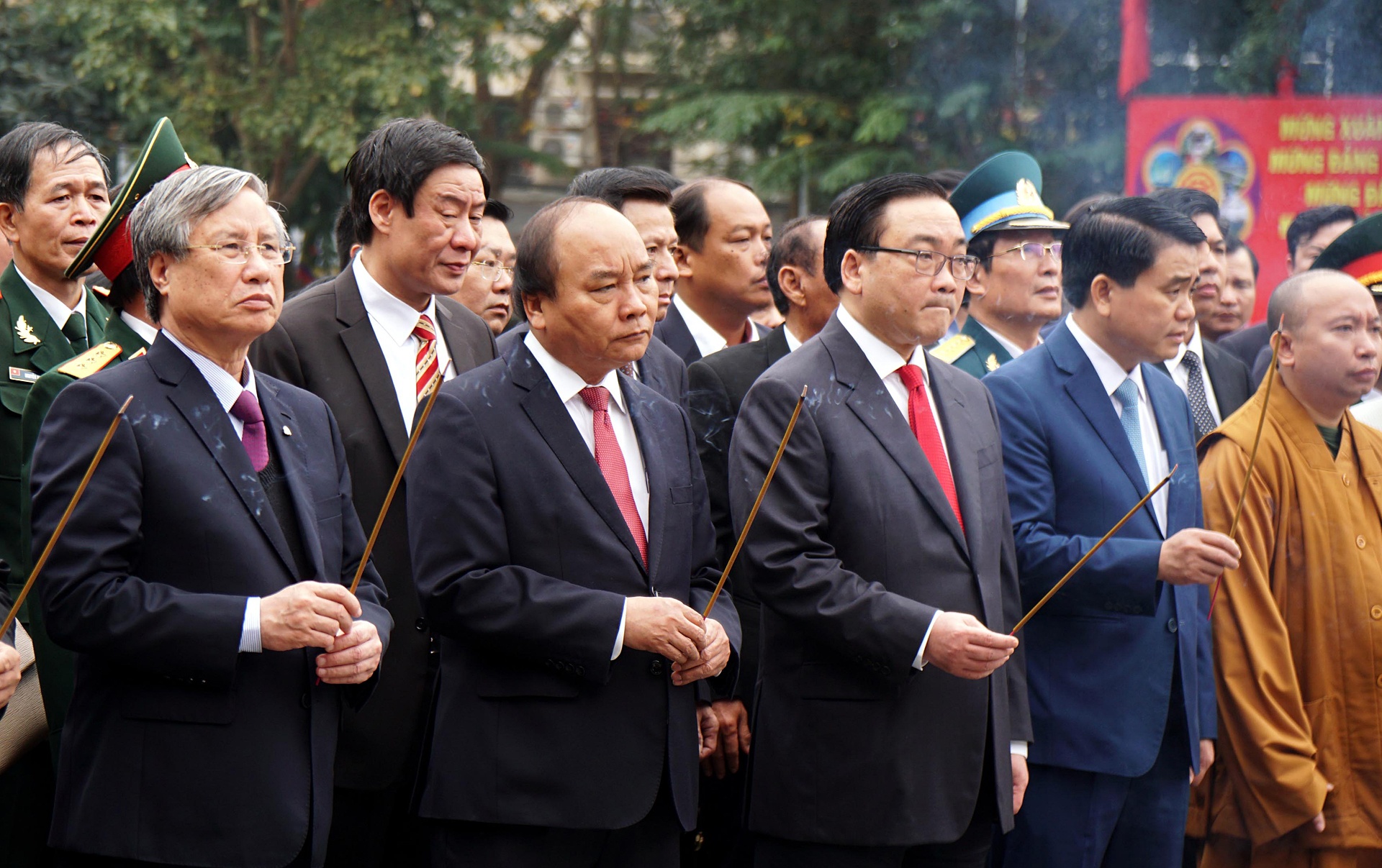 Thu Tuong du hoi go Dong Da anh 2