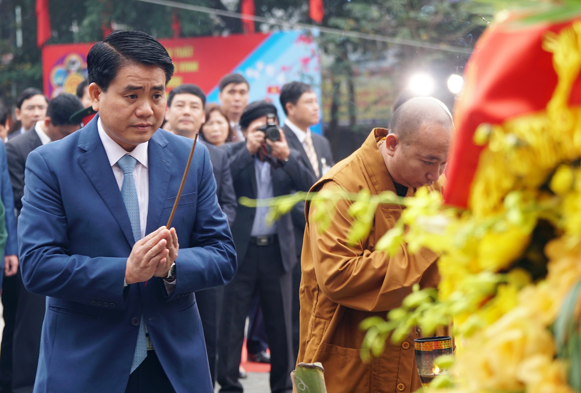 Thu Tuong du hoi go Dong Da anh 3