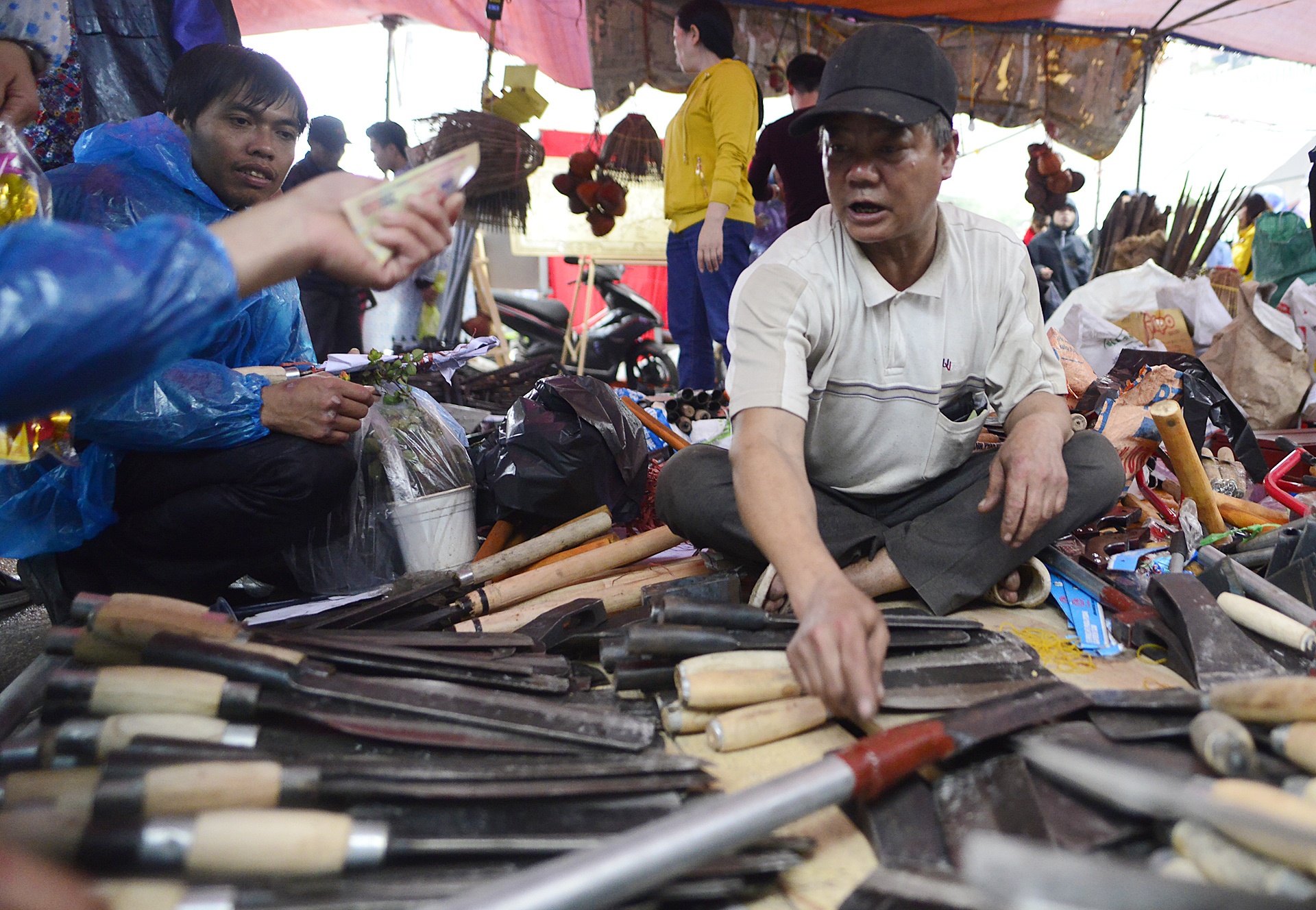 doi mua chen chuc mua cay tai cho Vieng anh 15