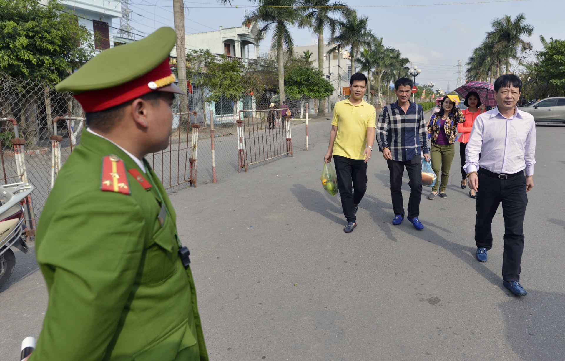 khu vuc phat an san sang truoc gio G anh 15