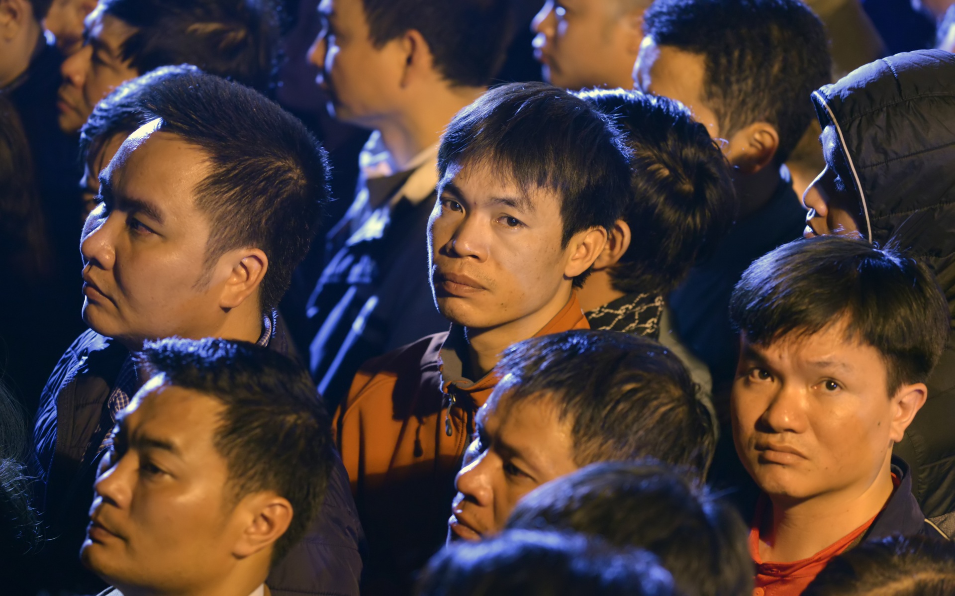 ngu va vat cho mua an den Tran anh 10