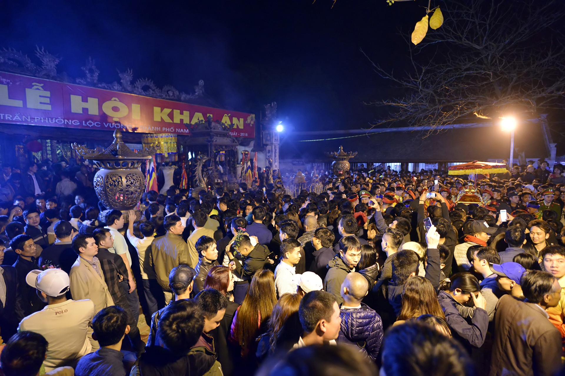 xo day so vao bao kiem sau khai an den Tran anh 5