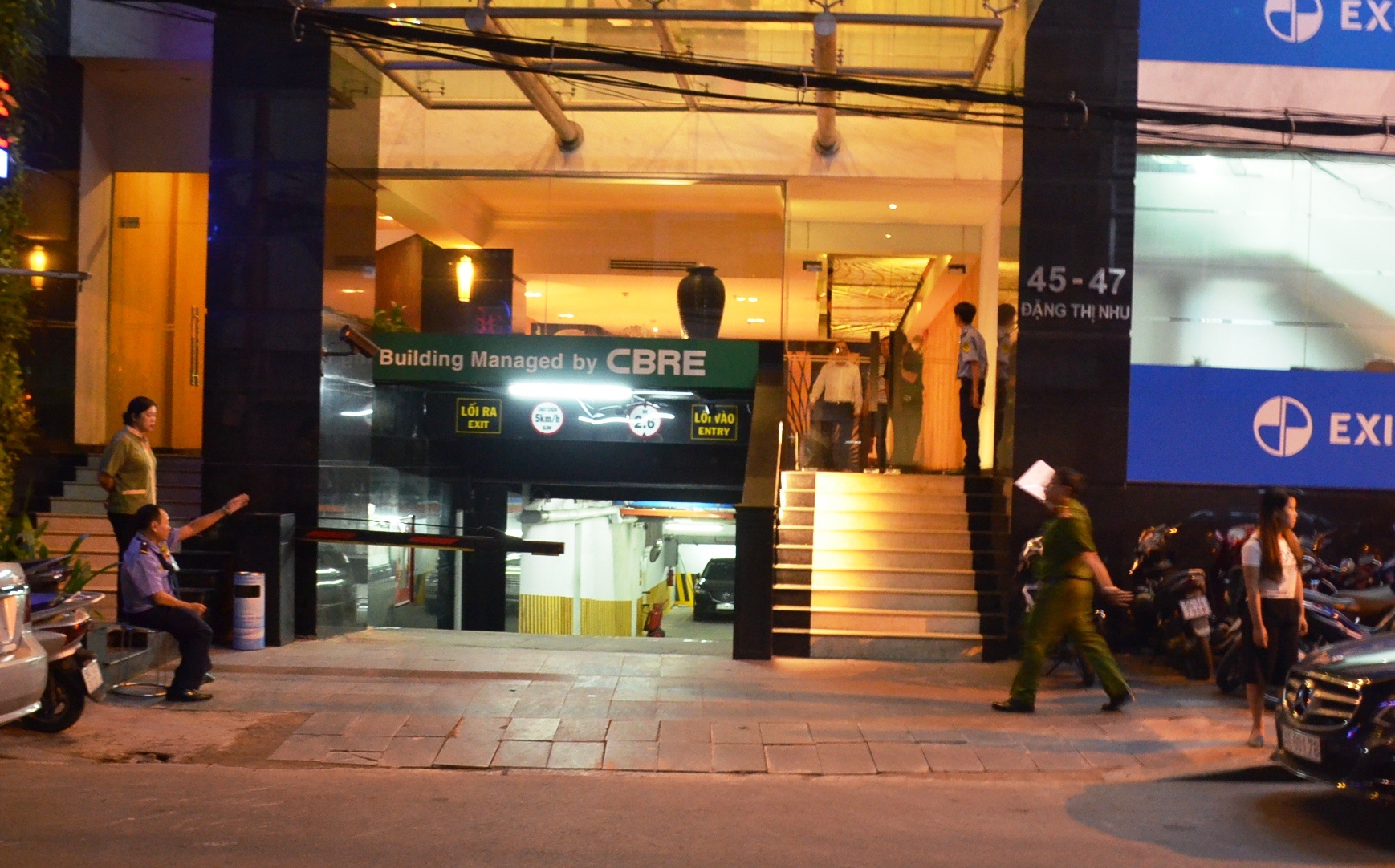 Nguoi dan ong Australia tu vong trong can ho o Sai Gon hinh anh