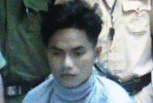 CSGT phoi hop bat nghi pham trom ket sat tron tren xe khach hinh anh