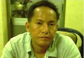 Khoi to nha bao ‘dom’ dam nguoi trong su kien hinh anh