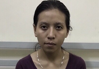 Me cho theo 2 con nho di ban ma tuy da o Sai Gon hinh anh