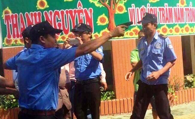 Chia sung, cong tay chu truong o Binh Thuan: Quan tai vien la ai? hinh anh