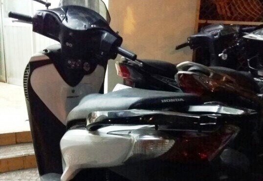 Bang cuop chuyen di SH, giat do o trung tam Sai Gon hinh anh