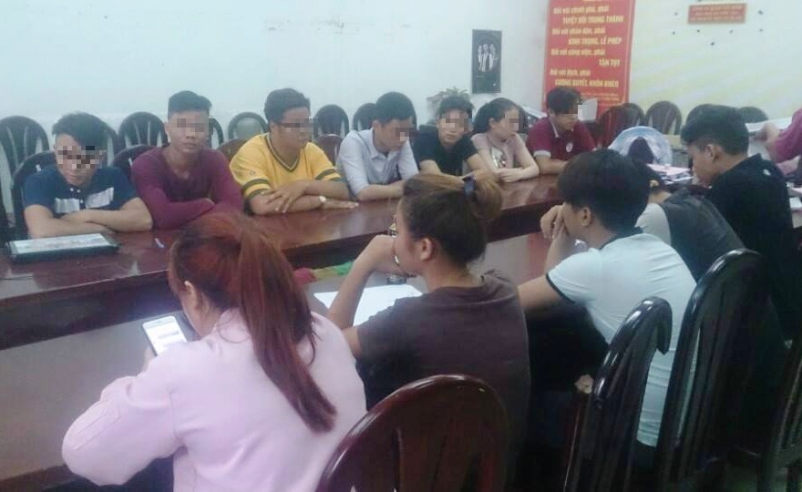 Tạm giữ nữ nghi phạm cầm đầu nhóm truy sát thiếu nữ ảnh 1 Tam giu nu nghi pham cam dau nhom truy sat thieu nu anh 1