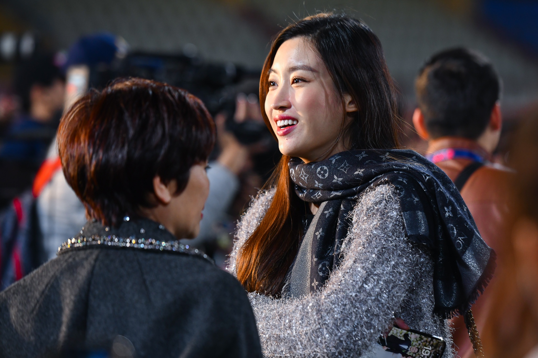 Hoa hau Do My Linh co vu CLB Ha Noi vo dich Sieu cup Quoc gia hinh anh