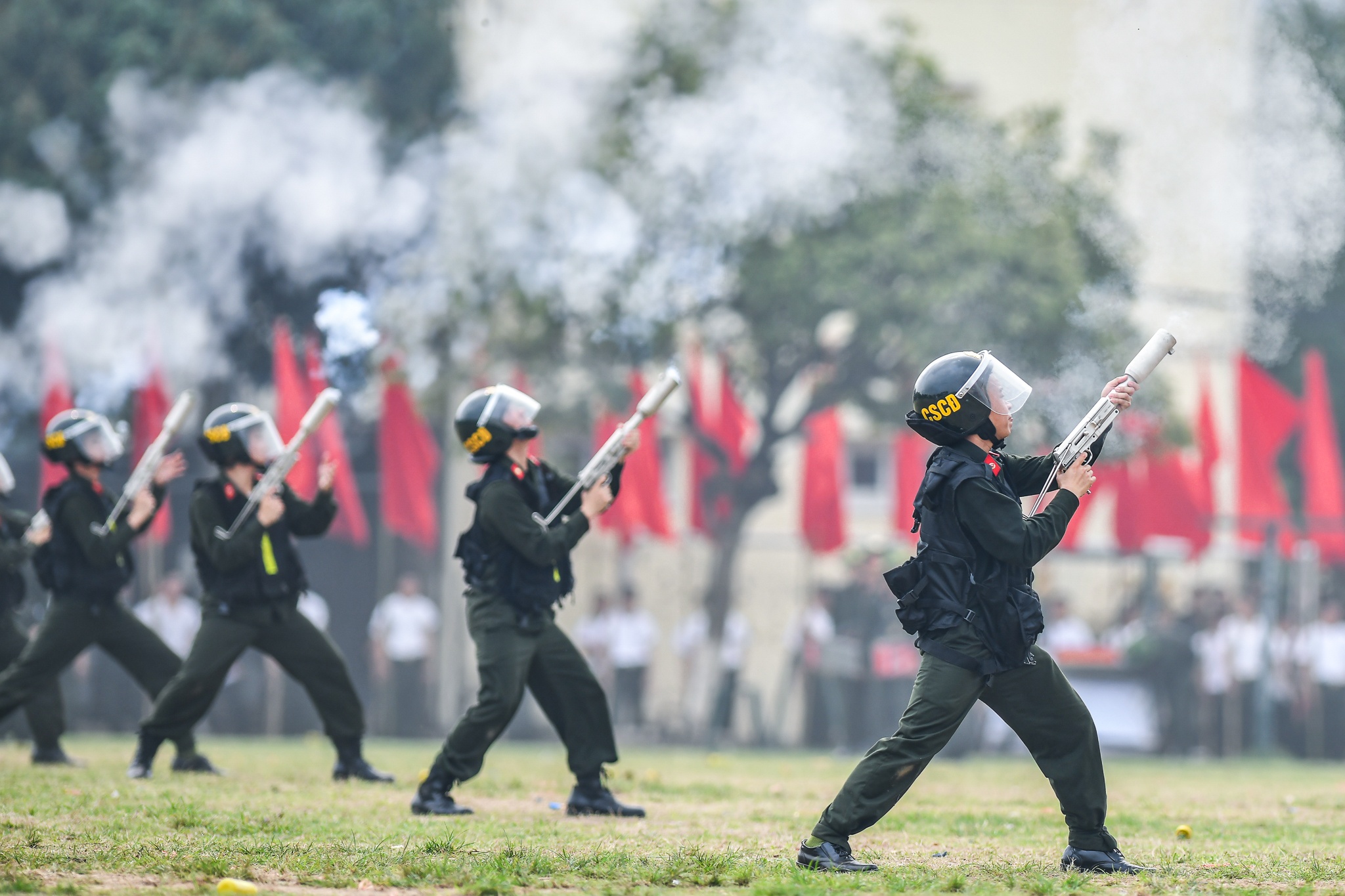 Hoc vien canh sat anh 14