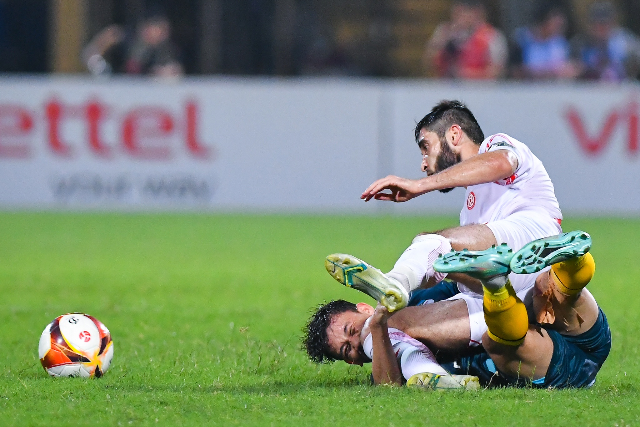 Minh Vuong lap sieu pham anh 6