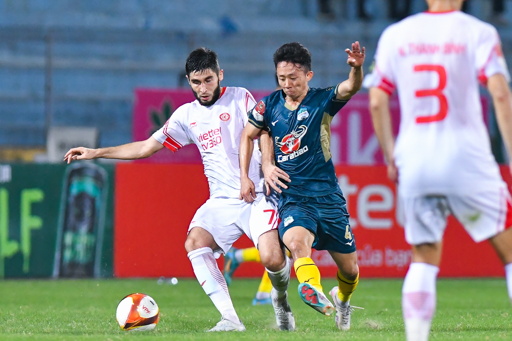 Minh Vuong lap sieu pham anh 8