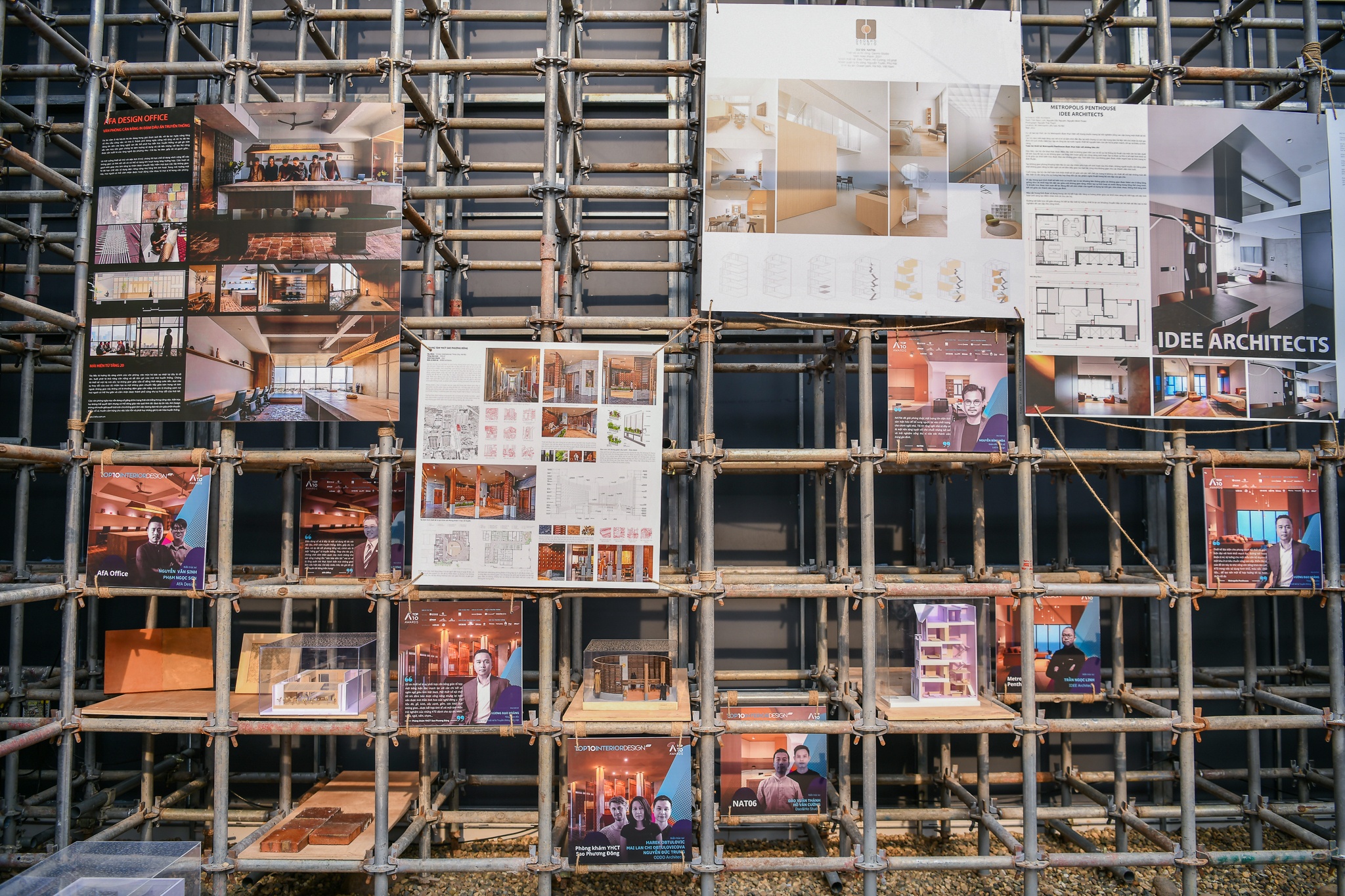 Nhà gương đặc biệt ảnh 7 Nha guong dac biet anh 7