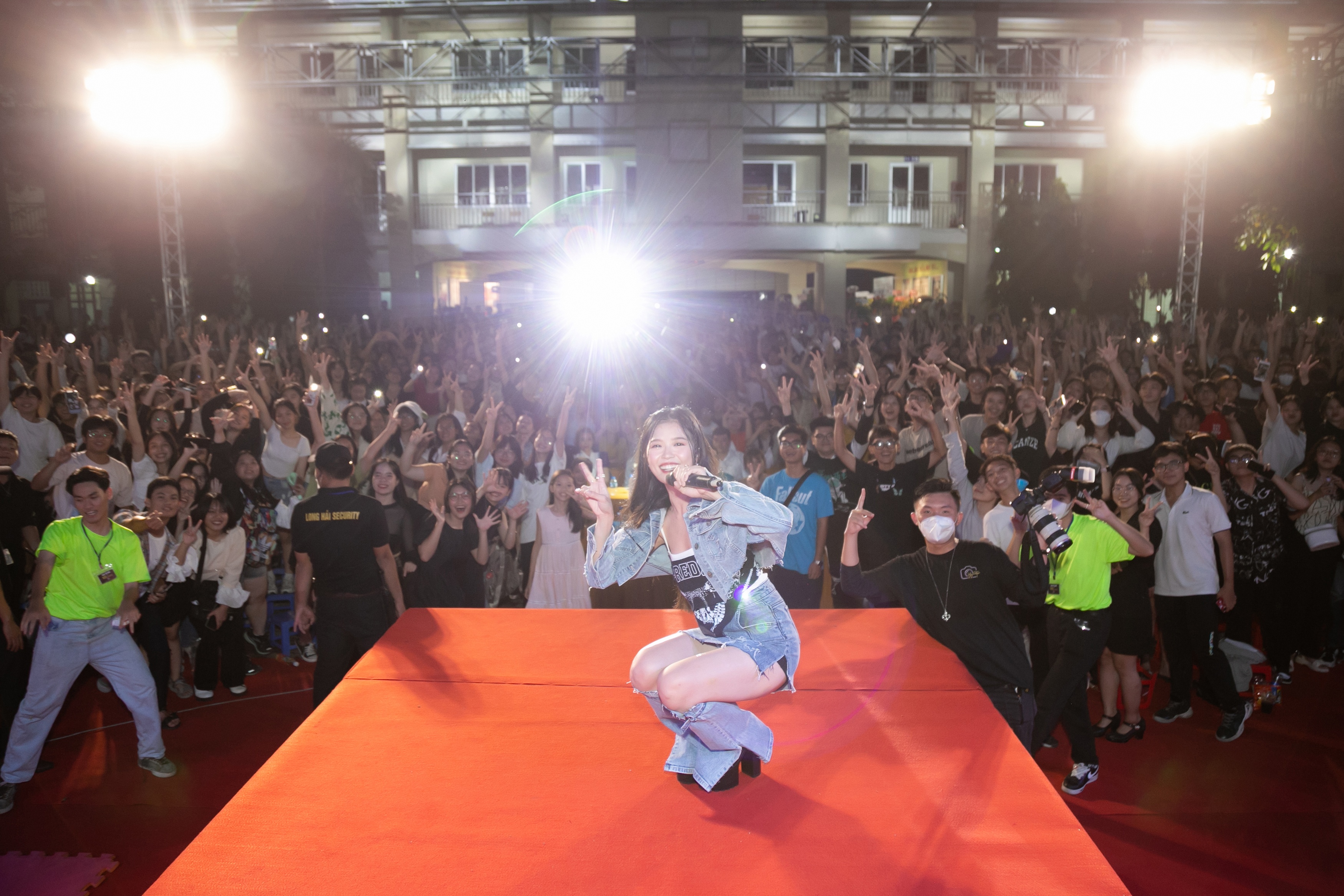 suni hạ linh ảnh 27 suni ha linh anh 27