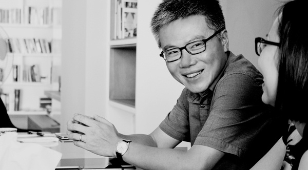 GS Ngo Bao Chau: Sach o ben toi trong nhung bien co cuoc doi hinh anh