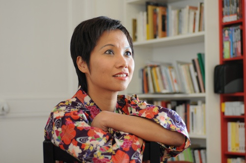 Doan Cam Thi,  Cai toi anh 1