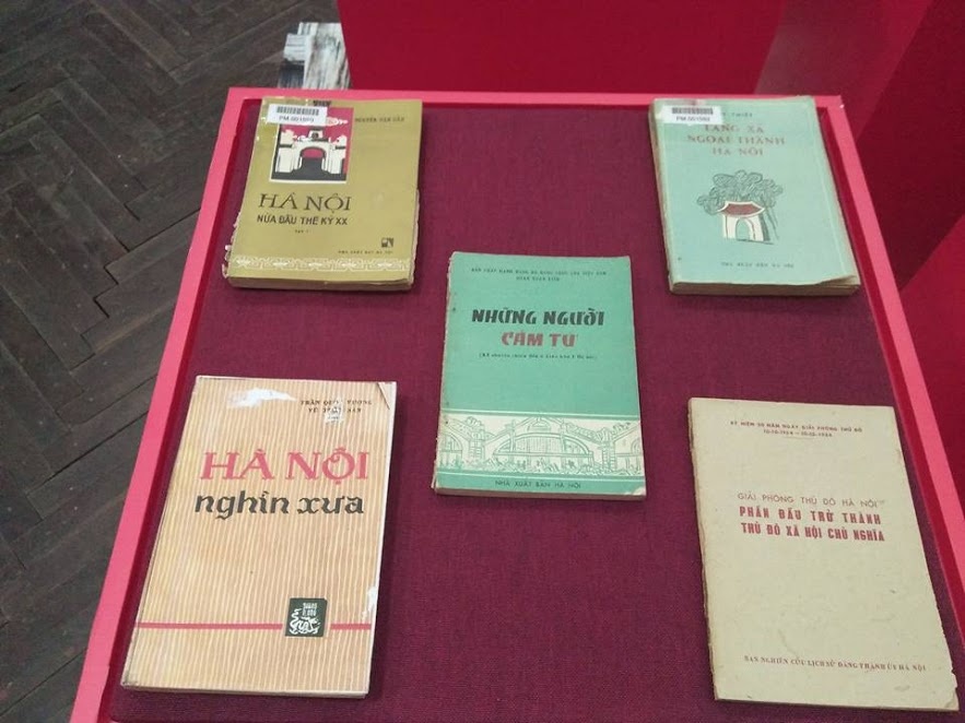 Hoa do Hoang Thanh,  Dai hoi Sach cu anh 2