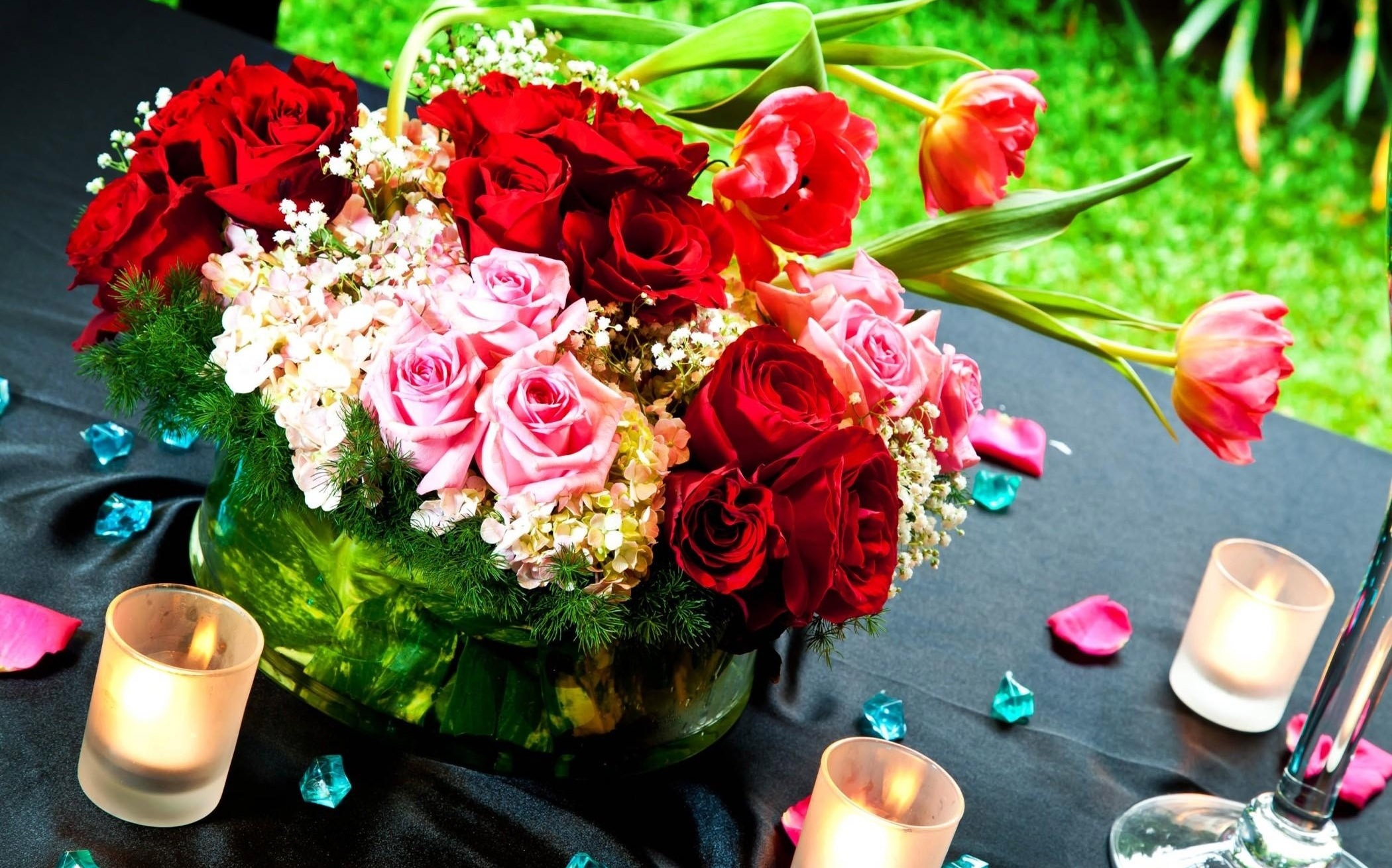 Thu bay cua ban (14/12) hinh anh