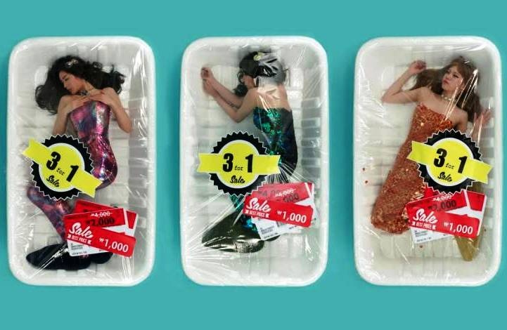 Ba co gai Orange Caramel thanh mon sushi tren dia hinh anh