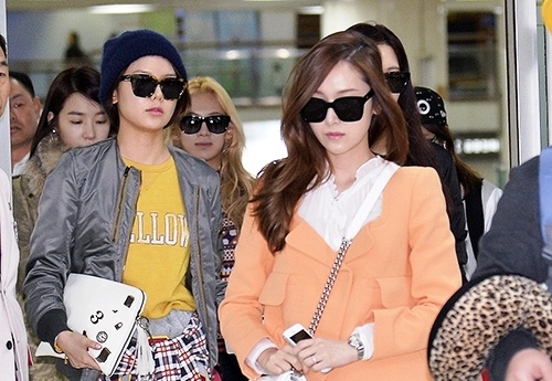 SNSD lo mat moc met moi o san bay hinh anh