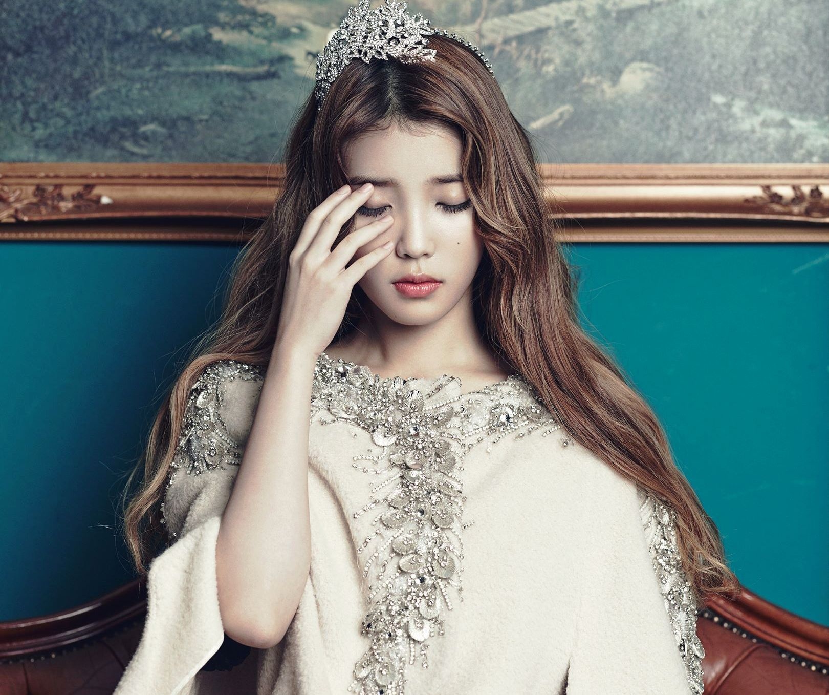 IU muon dep nhu Sulli f(x) hinh anh