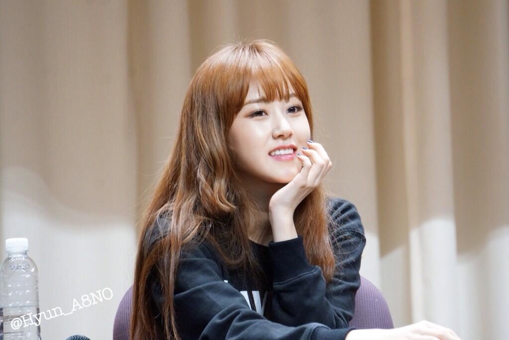 Gayoon có vẻ dịu dàng nhất. Ảnh: