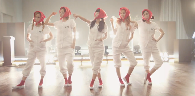 Uh-ee - Crayon Pop hinh anh