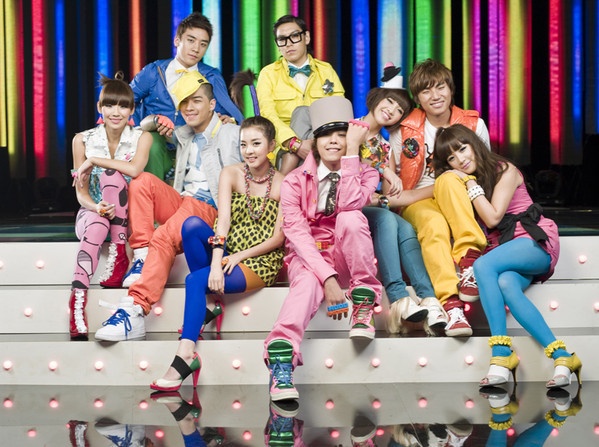 Nghi an Big Bang va 2NE1 bat tay hop tac hinh anh