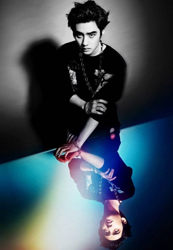 D.O của EXO-K, sở hữu tạo hình khá u ám so với gương mặt dễ thương.