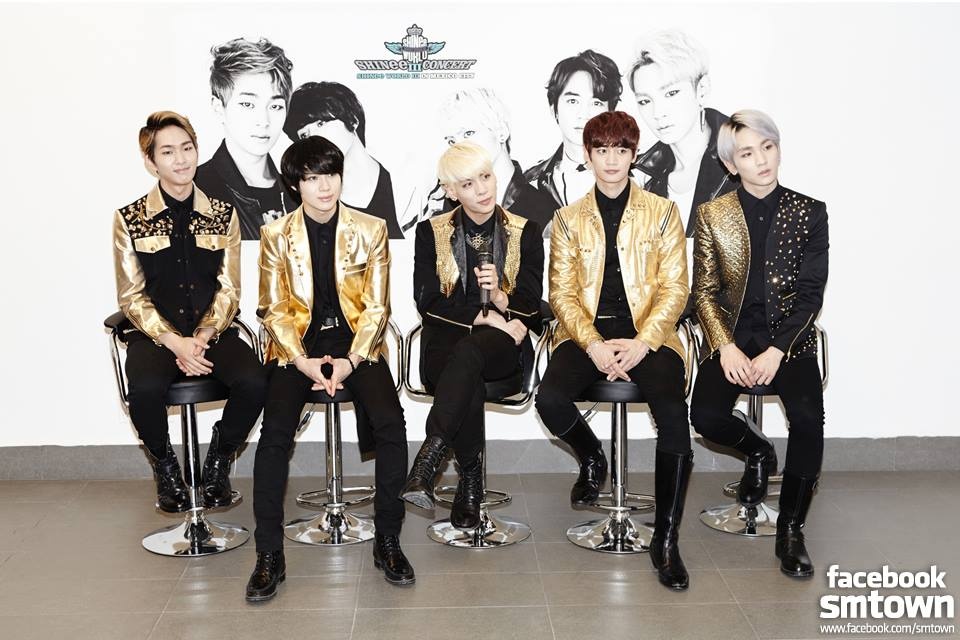 Ngày 4/4, SHINee đã dừng chân tại Mexico cho chuyến lưu diễn thế giới SHINee World 3.