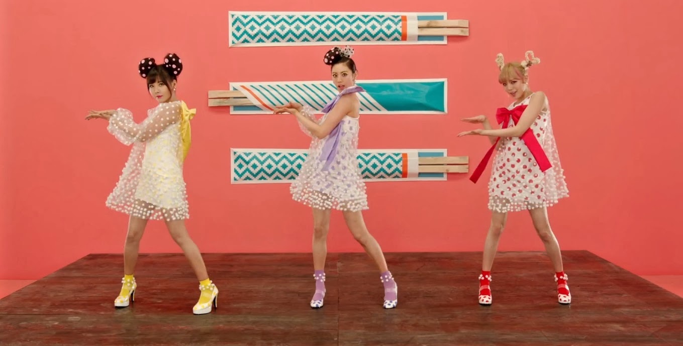 Orange Caramel kì quái, độc đáo trong Catallena. Ảnh: blogspot