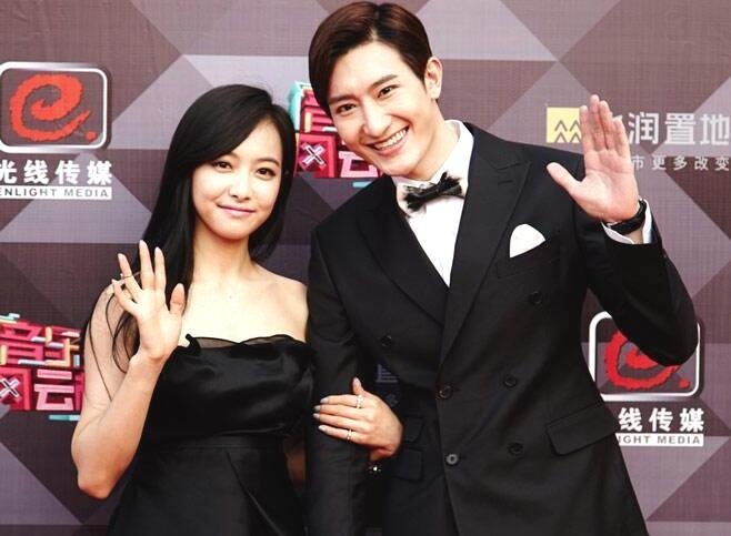 Suju-M va f(x) nhan giai lon tai Trung Quoc hinh anh