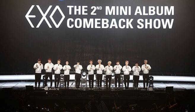 Sự kiện giới thiệu mini album được tổ chức giống một concert cỡ nhỏ. Ảnh: SMTown