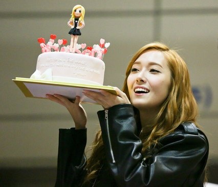 Cong dong Sones mung sinh nhat Jessica (SNSD) trong im lang hinh anh