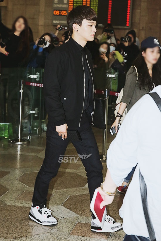 Chen, thành viên người Hàn Quốc, đặc biệt trầm lặng. Ảnh: sstv