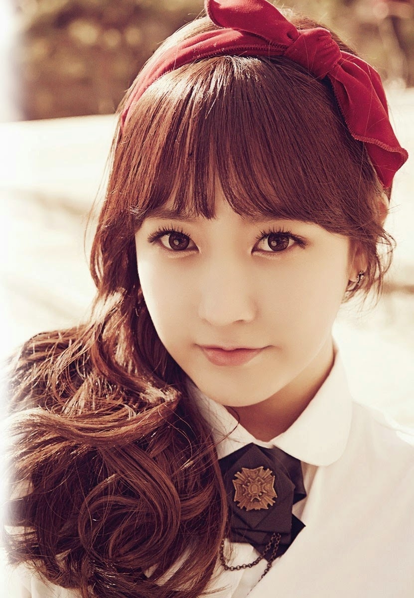 Soyeon.