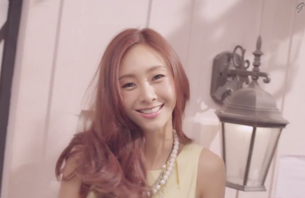 Pretty Lingerie - G.NA hinh anh