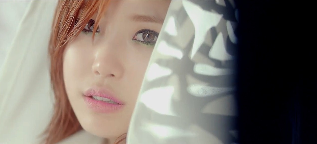Hyosung được fan quốc tế khen xinh và quyến rũ. Ảnh: onehallyu