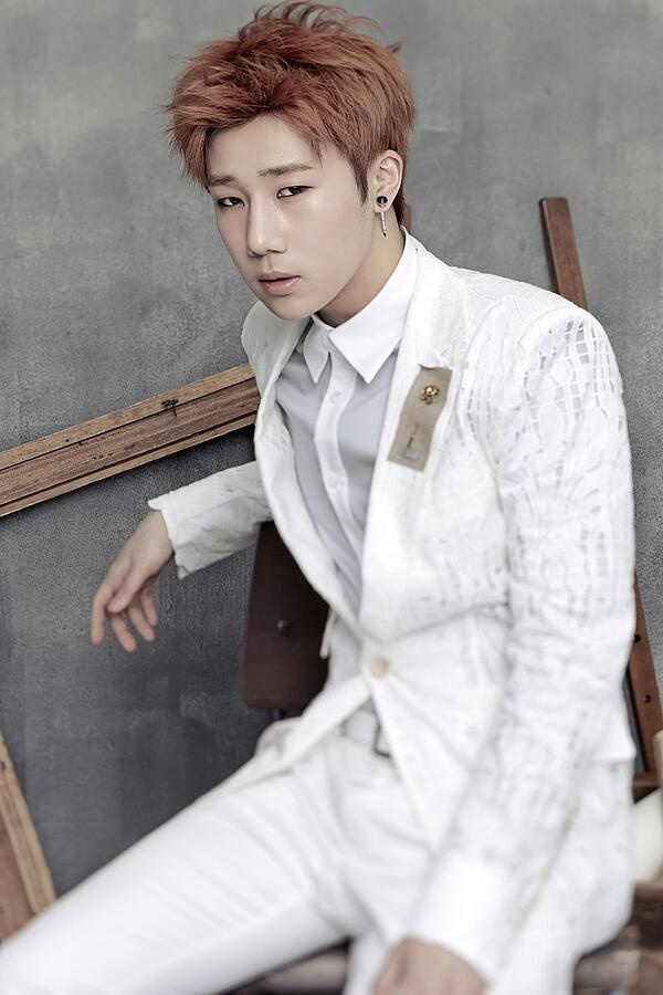 Sunggyu.
