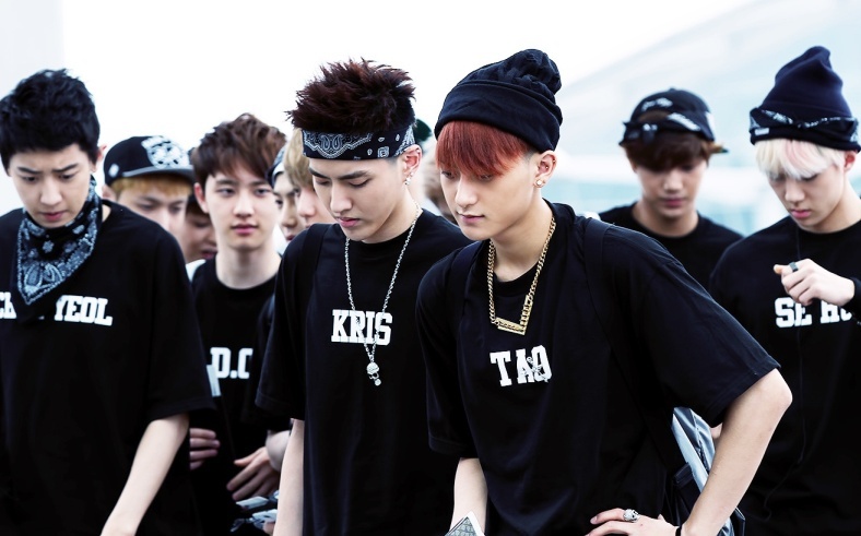 Kris (EXO) bo nhom vi bi doi xu nhu do vat hinh anh